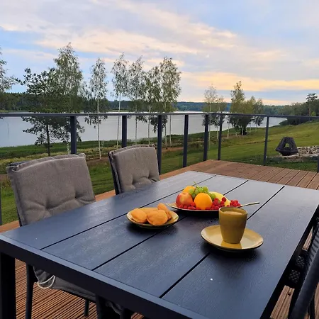 Apartment Suure Silgu Peegelmaja Joksi