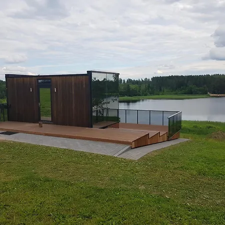 Suure Silgu Peegelmaja * Joksi